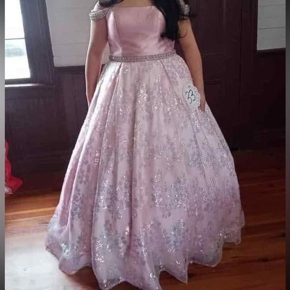 Pink Puff Sleeve Square Neck Gown for Prom